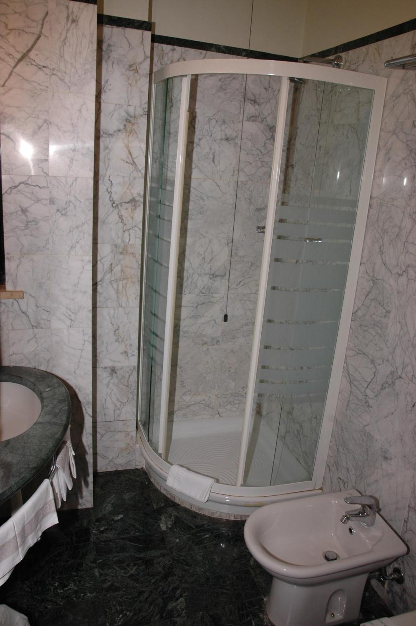 Hotel Michelangelo Palace & Spa Terni Quarto foto