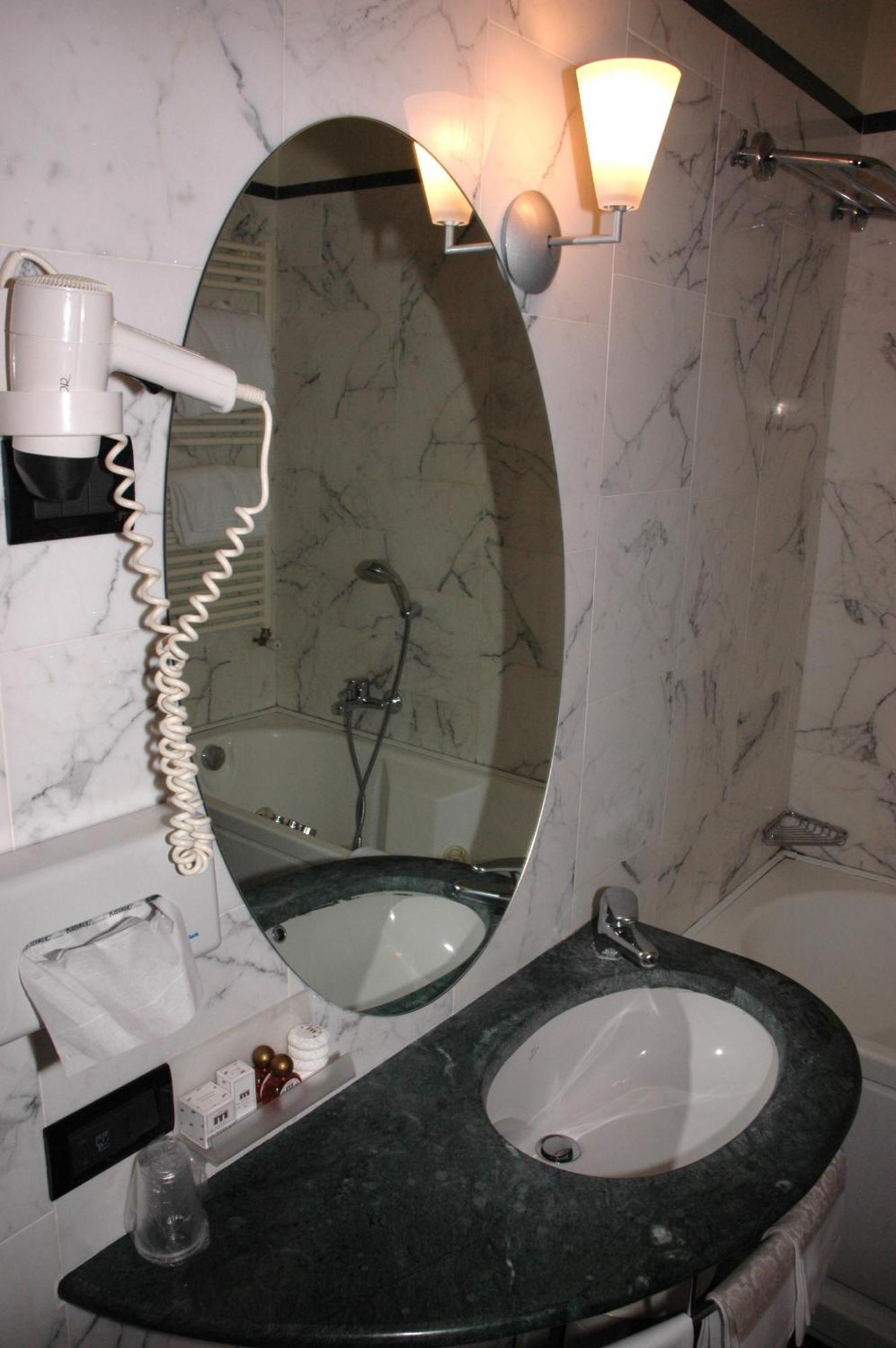 Hotel Michelangelo Palace & Spa Terni Quarto foto