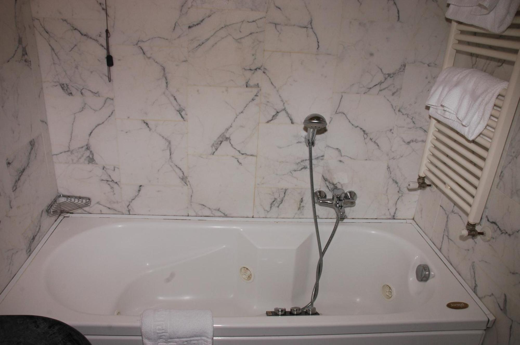 Hotel Michelangelo Palace & Spa Terni Quarto foto
