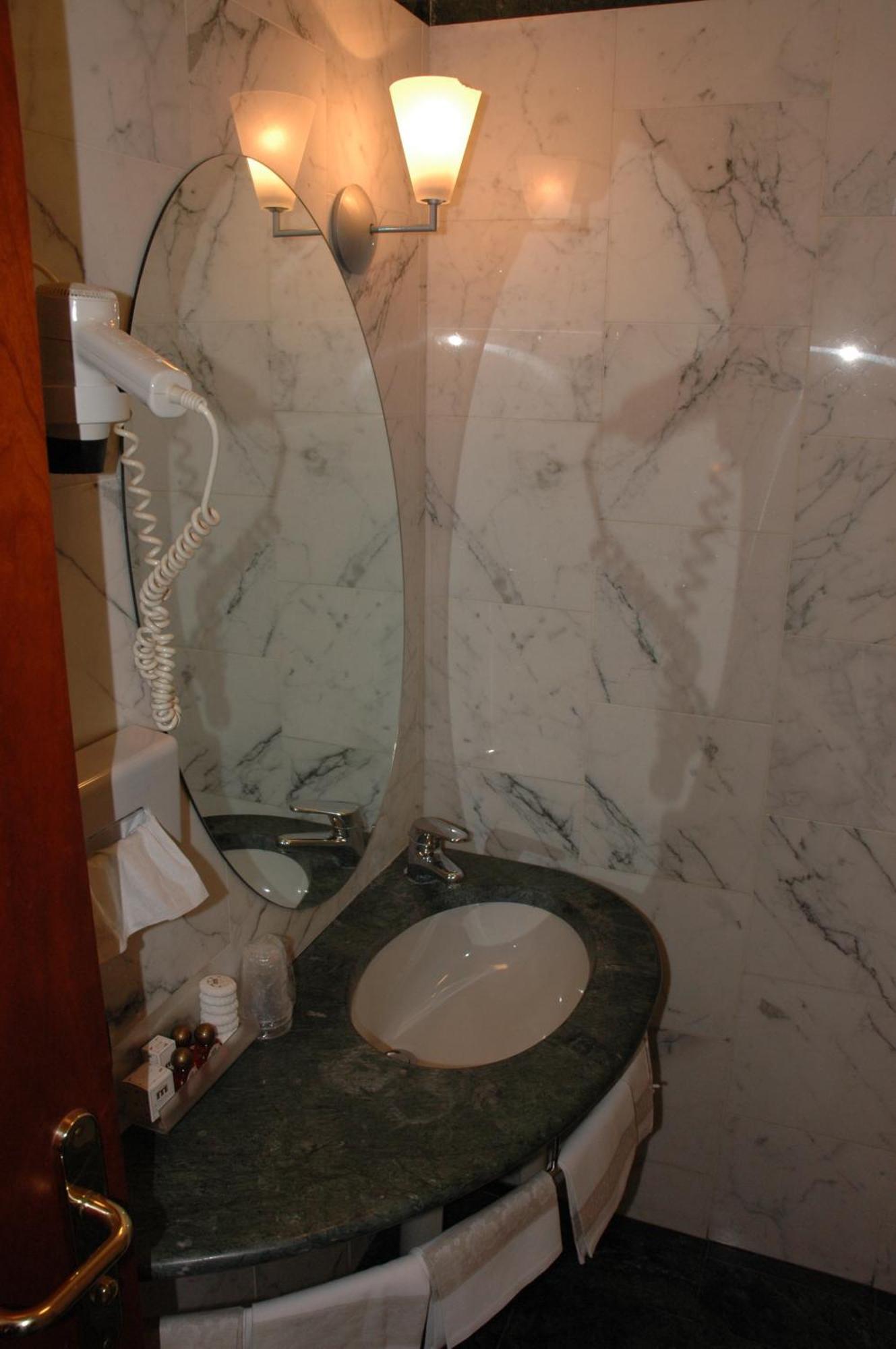 Hotel Michelangelo Palace & Spa Terni Quarto foto